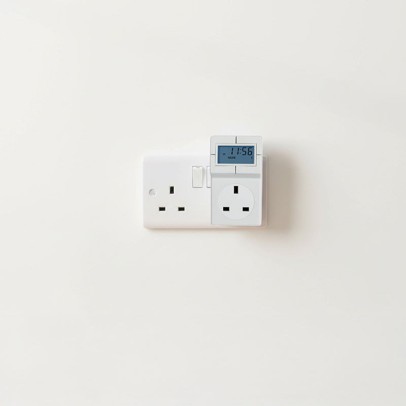 Timeguard Electronic Plug In Thermostat With 24 Hour Time Control - TRT05, Image  of 3